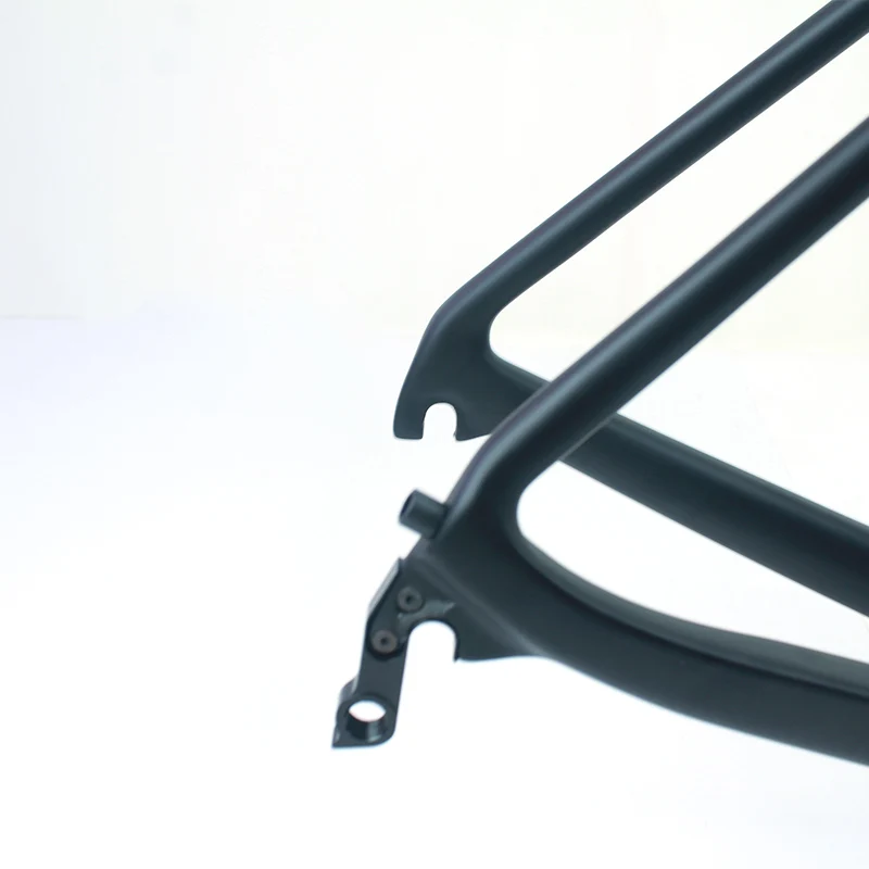 Wholesale T800/T000 Carbon Aero Road Bike Frame – Superlight Disc Brake 700C, Full Internal Cable Routing 13