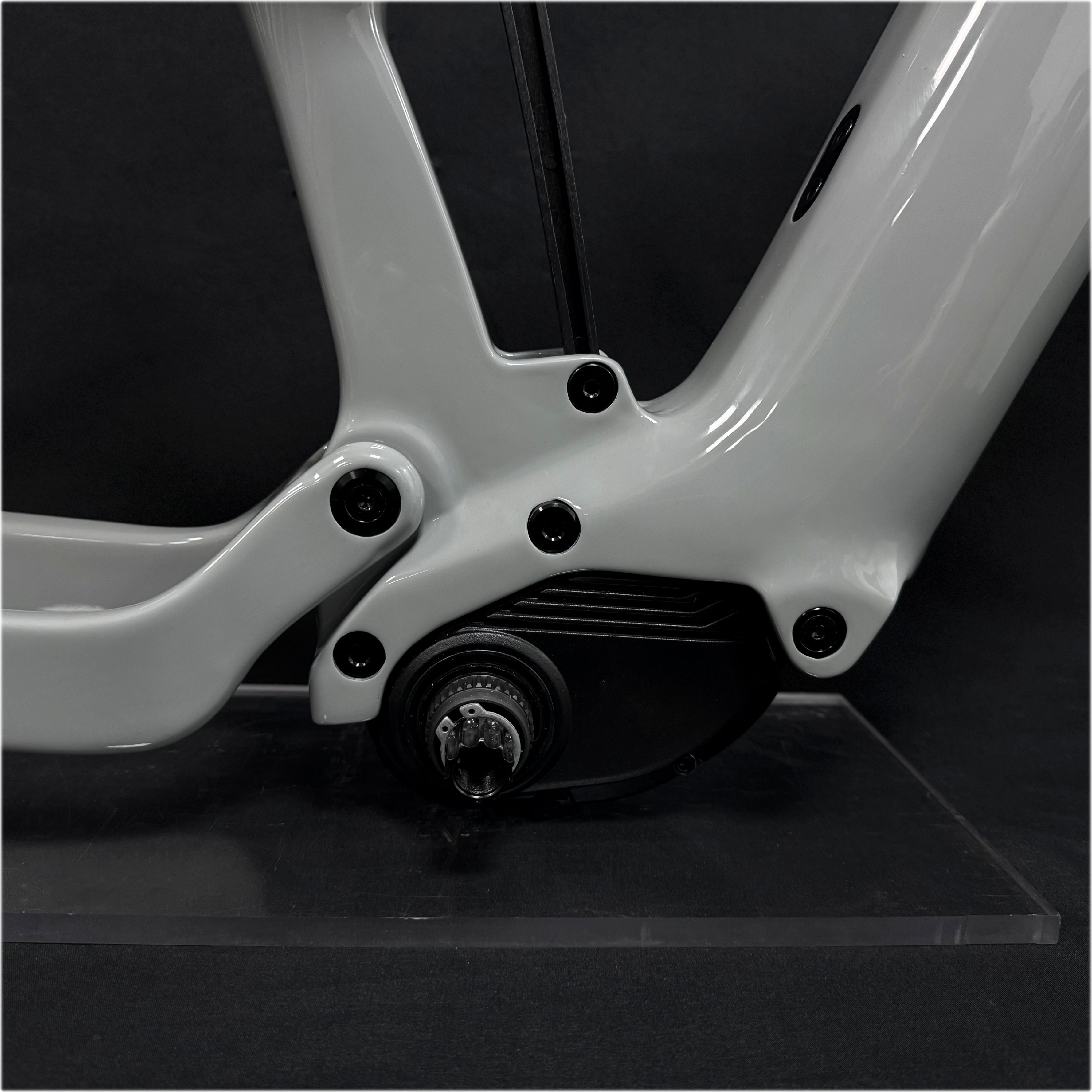 2025 Nuovo telaio per bici elettrico a sospensione completa - Fibra di carbonio T700 29 pollici, con motore Bafang M82 Mid Drive e DPC030 17