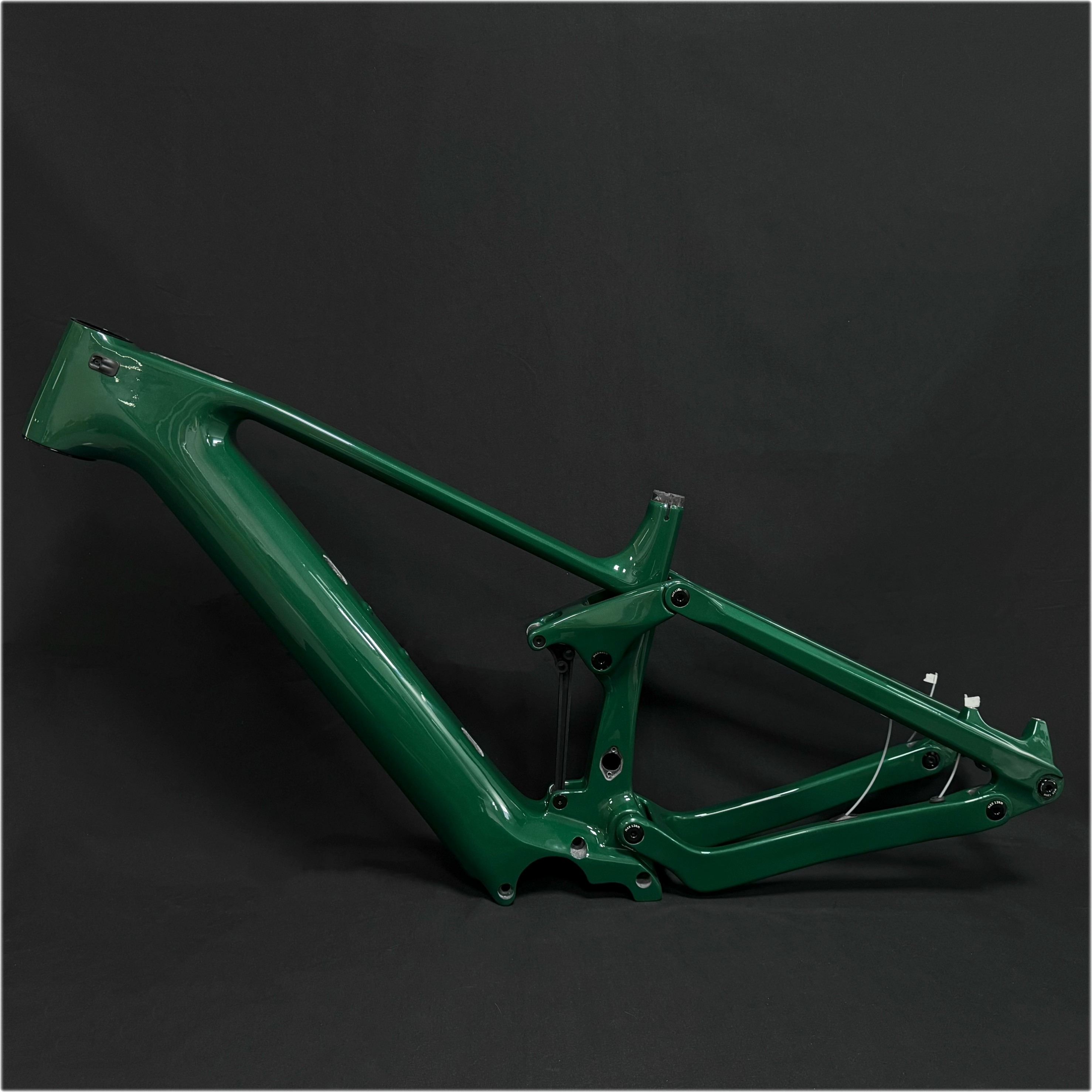 2025 Newest DPC030 Carbon Mountain Electric Bike Frame Bafang M820 Motor Lightest Weight 29er 27.5er Bicycle Frame 14
