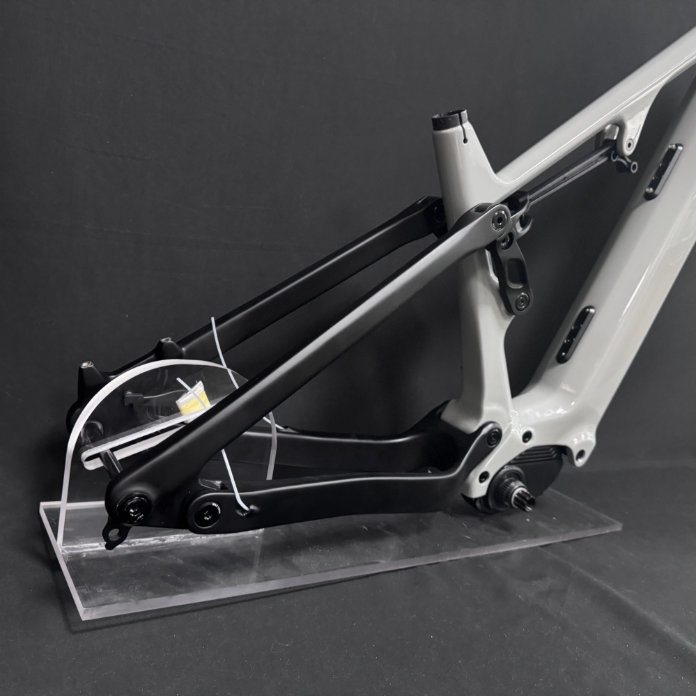 Quadro de E-MTB com Suspensão Total para Bafang M820 | Fibra de Carbono 29er com Display DPC030 17