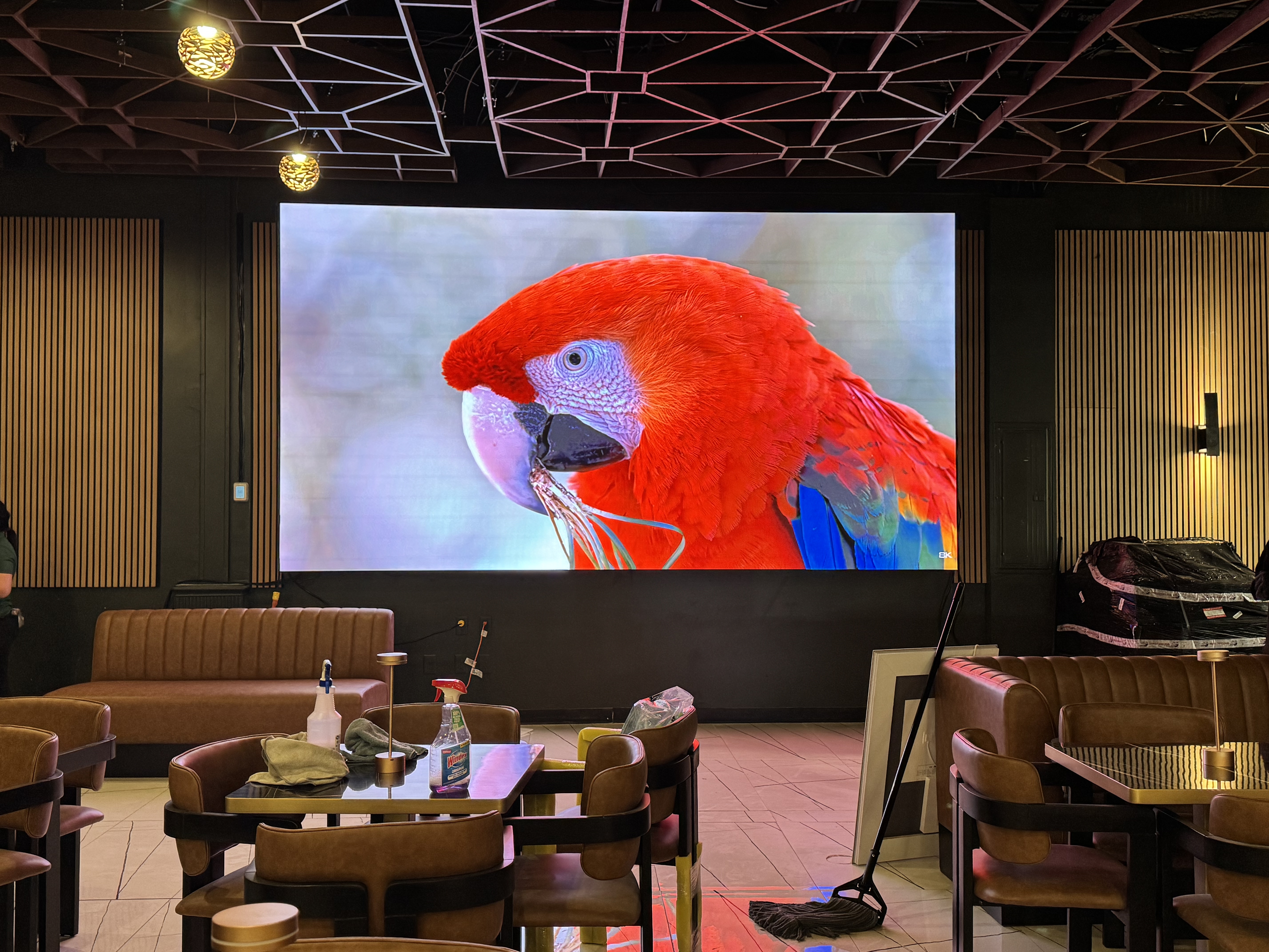 How Lecede P1.86 LED Transformed a Houston Indoor Space 1