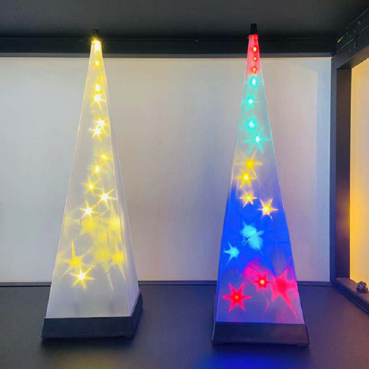 RGB pyramid lamp-2.png