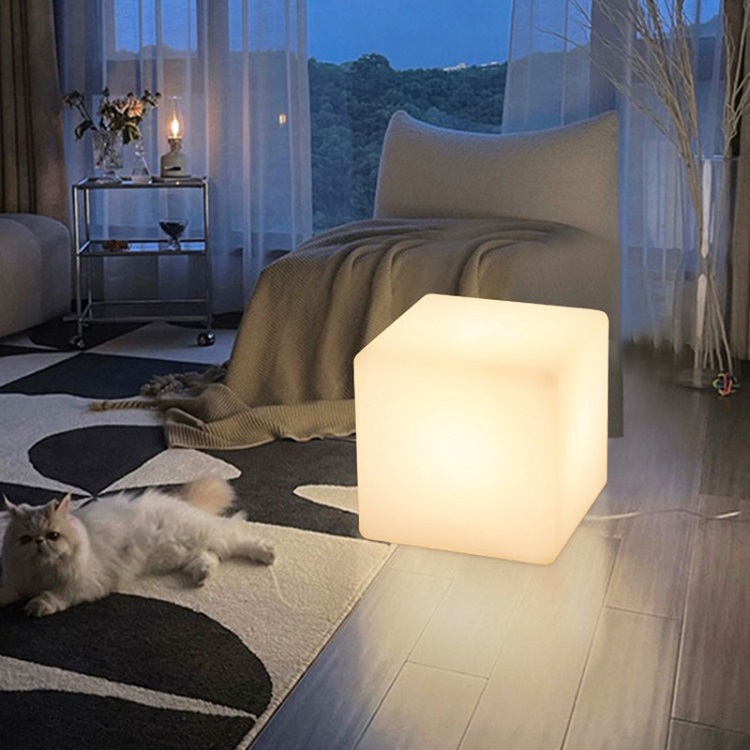 LED cube lamp-4.jpg