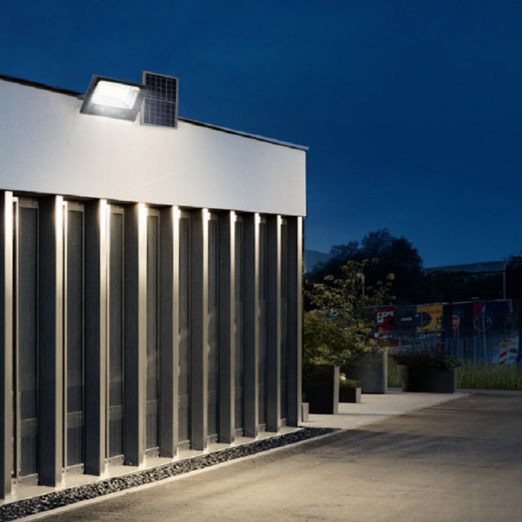 solar flood light-7.png