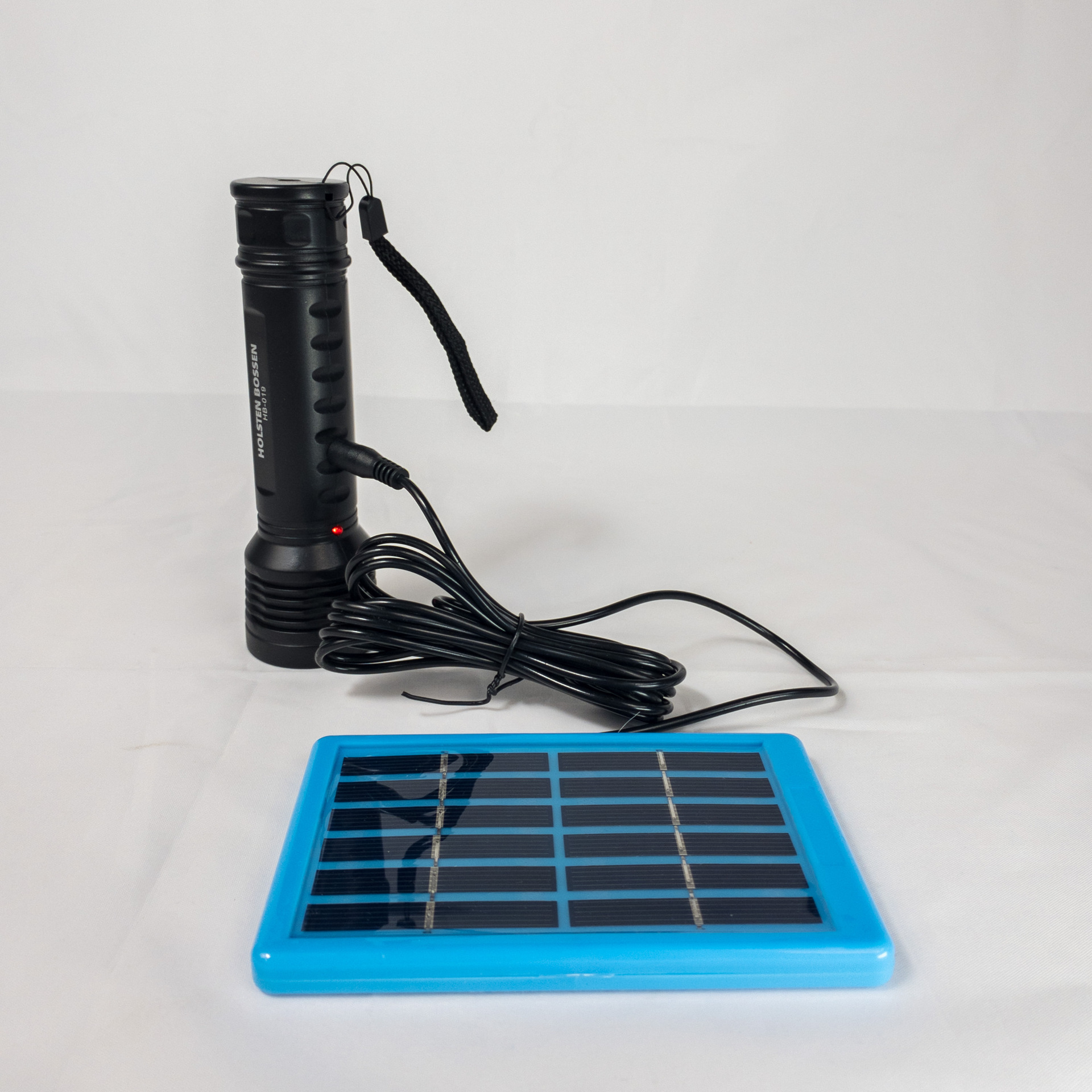solar flashlights-2.jpg