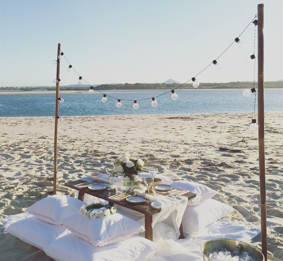 g50 white globe led string ligth