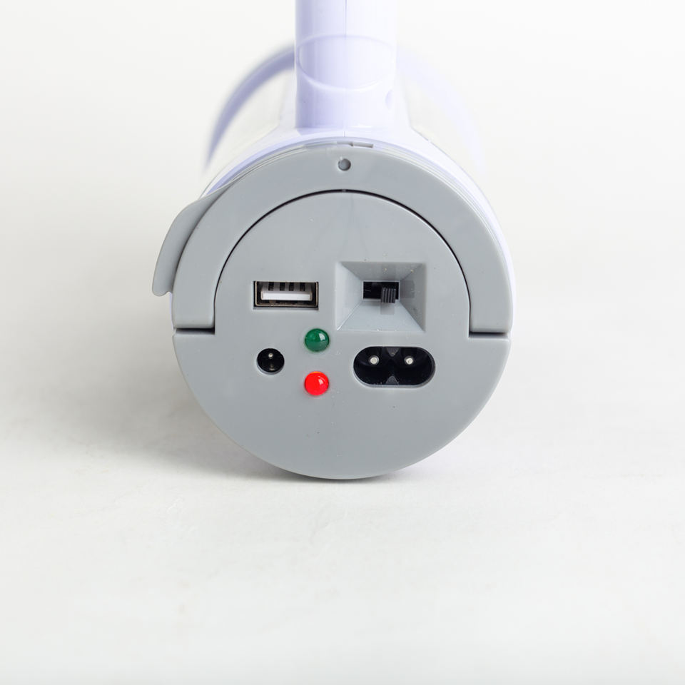 emergency flashlight-4.jpg