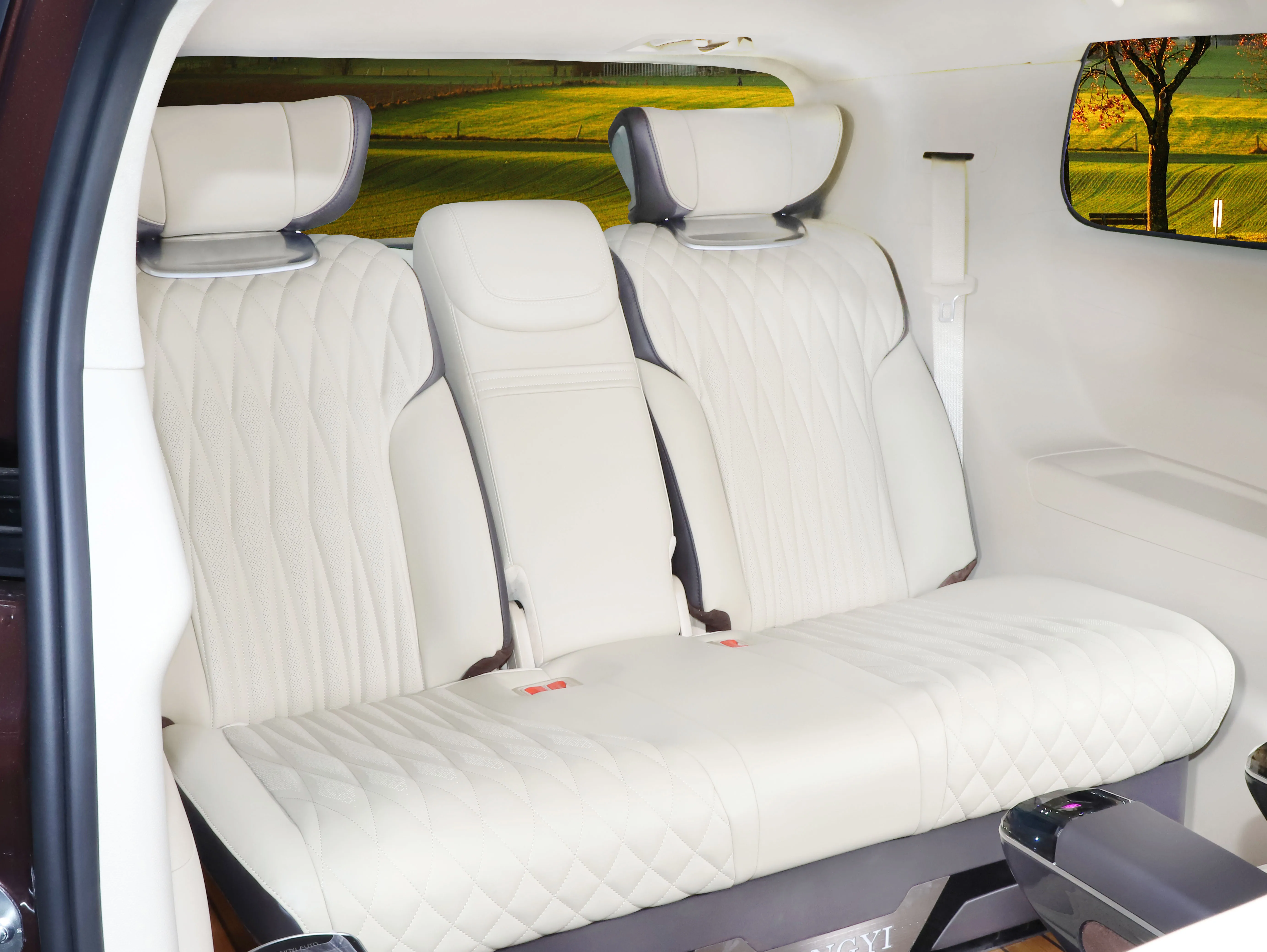 Car Accessories Luxmtre Class C Sofa Leather Bed Third Row Auto Seat 20