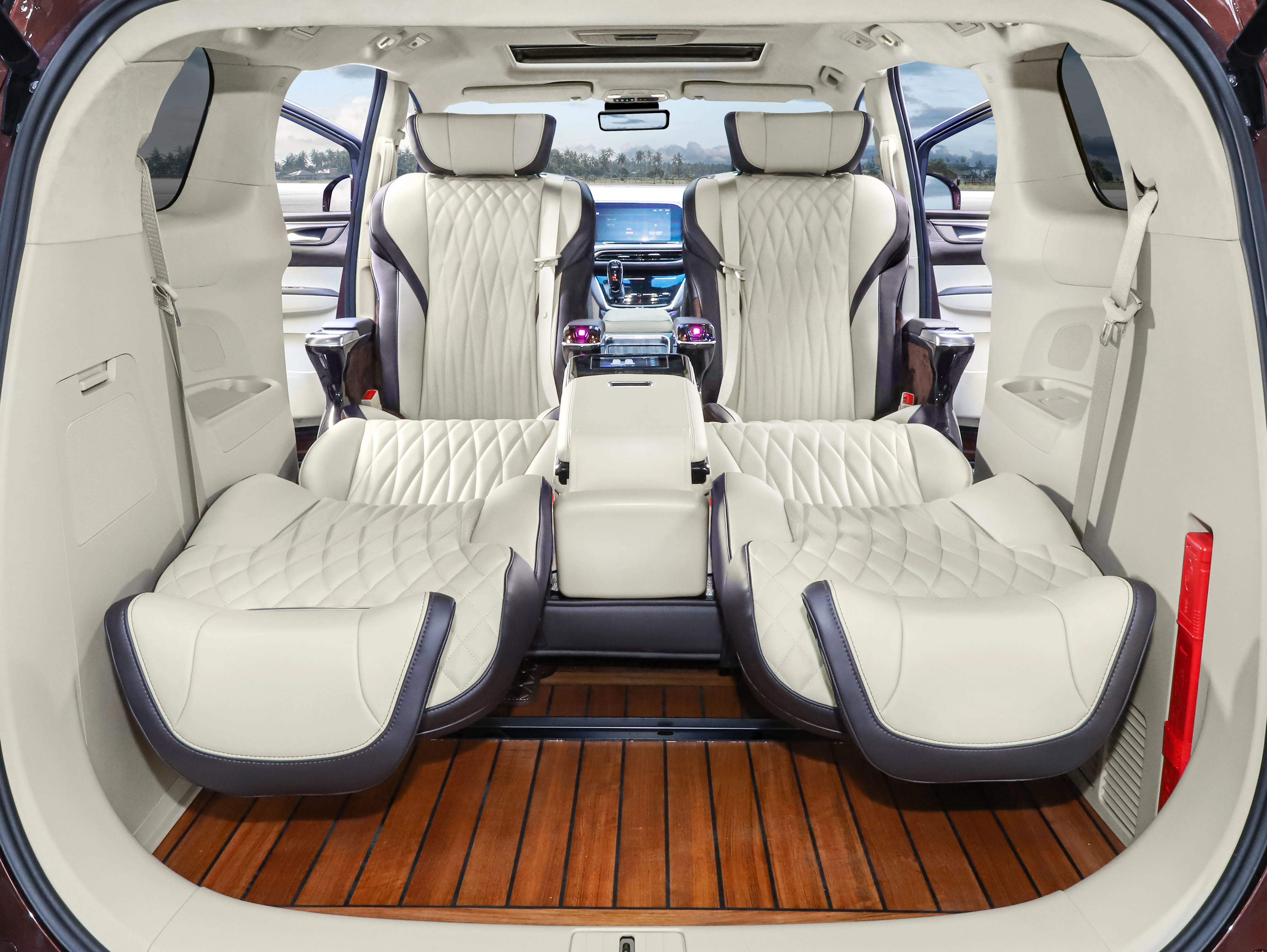 Car Accessories Luxmtre Class C Sofa Leather Bed Third Row Auto Seat 22