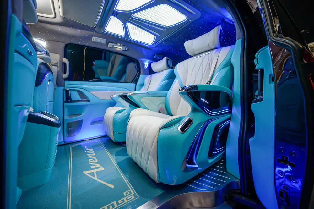 Car Accessories Luxmtre Class C Sofa Leather Bed Third Row Auto Seat 27