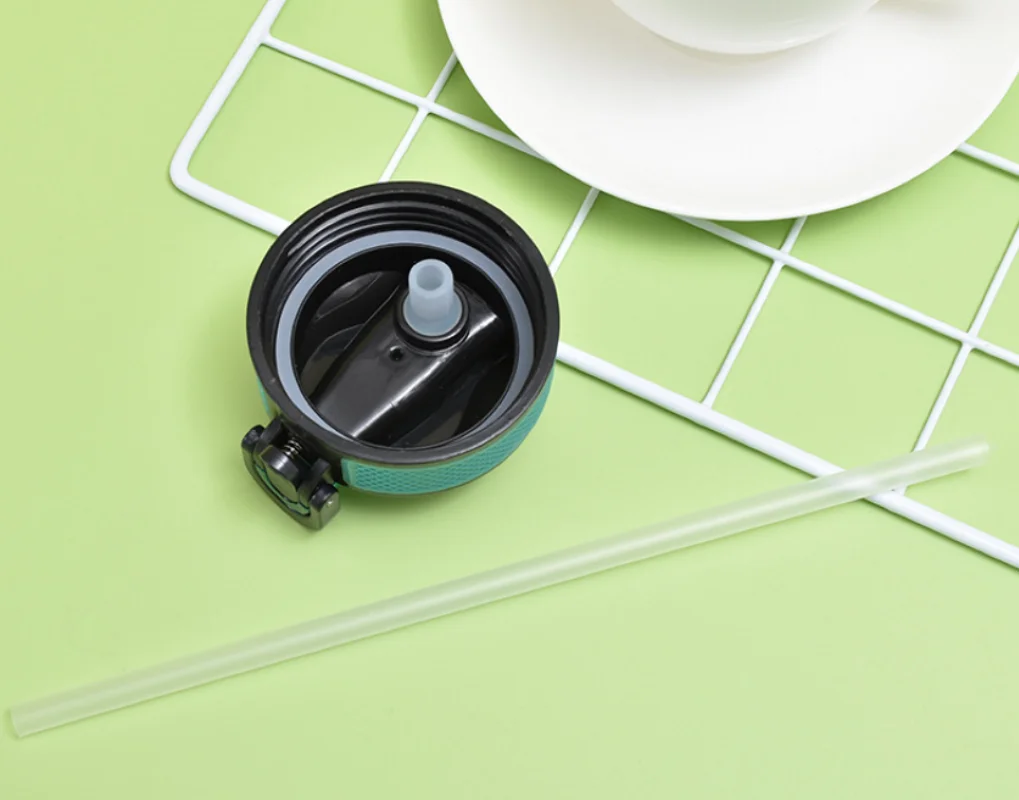 الجملة سعر جيد مخصص حار بيع معقول 1 لتر زجاجة ماء تكتيكية محمولة مع غطاء وقش 16