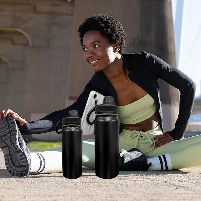 2024 New Gym Magnetic Water Bottle Phone Holder Vacuum Stainless Steel Sports Water Bottle With Magnet Cell Phone Mount Stand 17