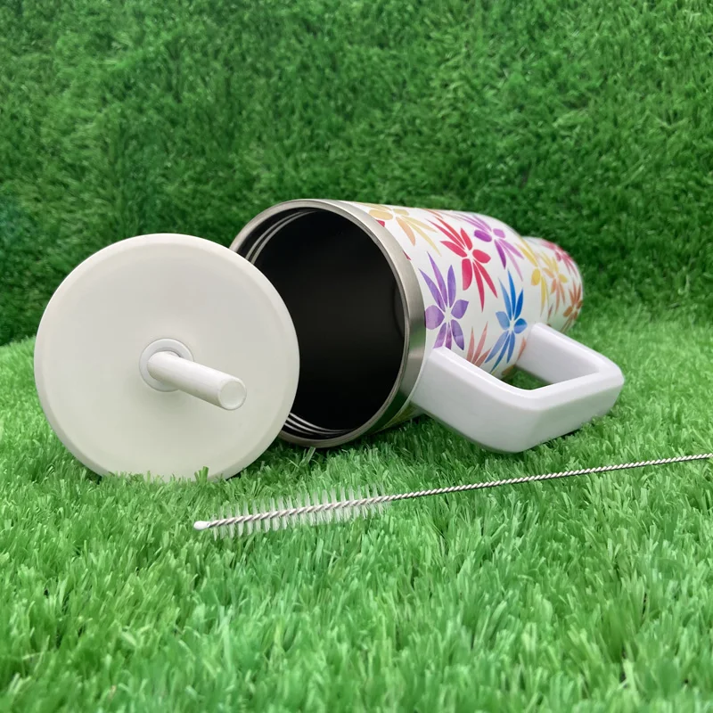 الجملة السائبة 40oz فراغ مزدوج الجدران الفولاذ المقاوم للصدأ بهلوان ورقة الألعاب النارية نمط بهلوان القدح 15