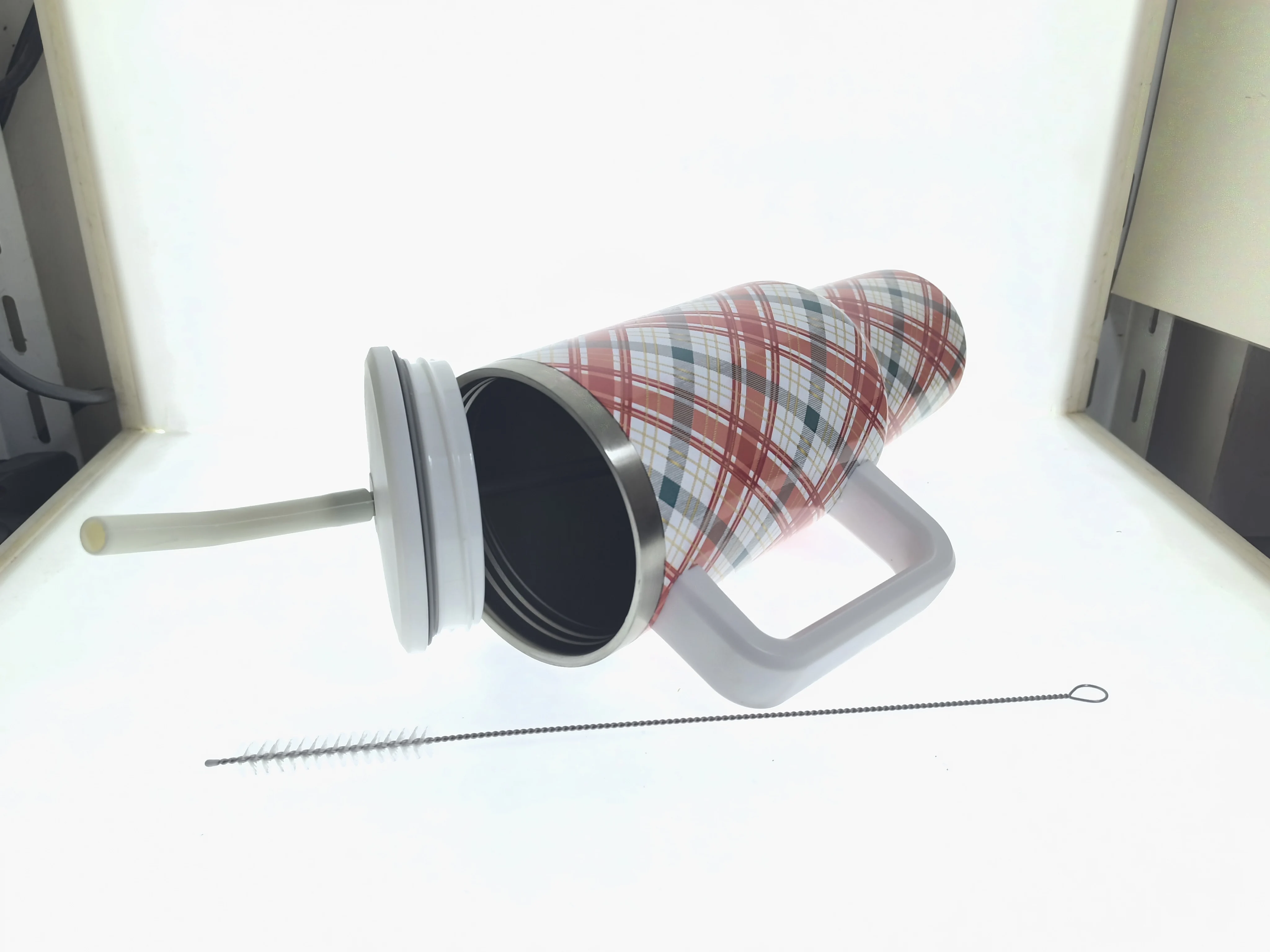 الجملة 40oz كأس Stane Travellery معزول الفولاذ المقاوم للصدأ 40oz بهلوان مع مقبض وقش 15