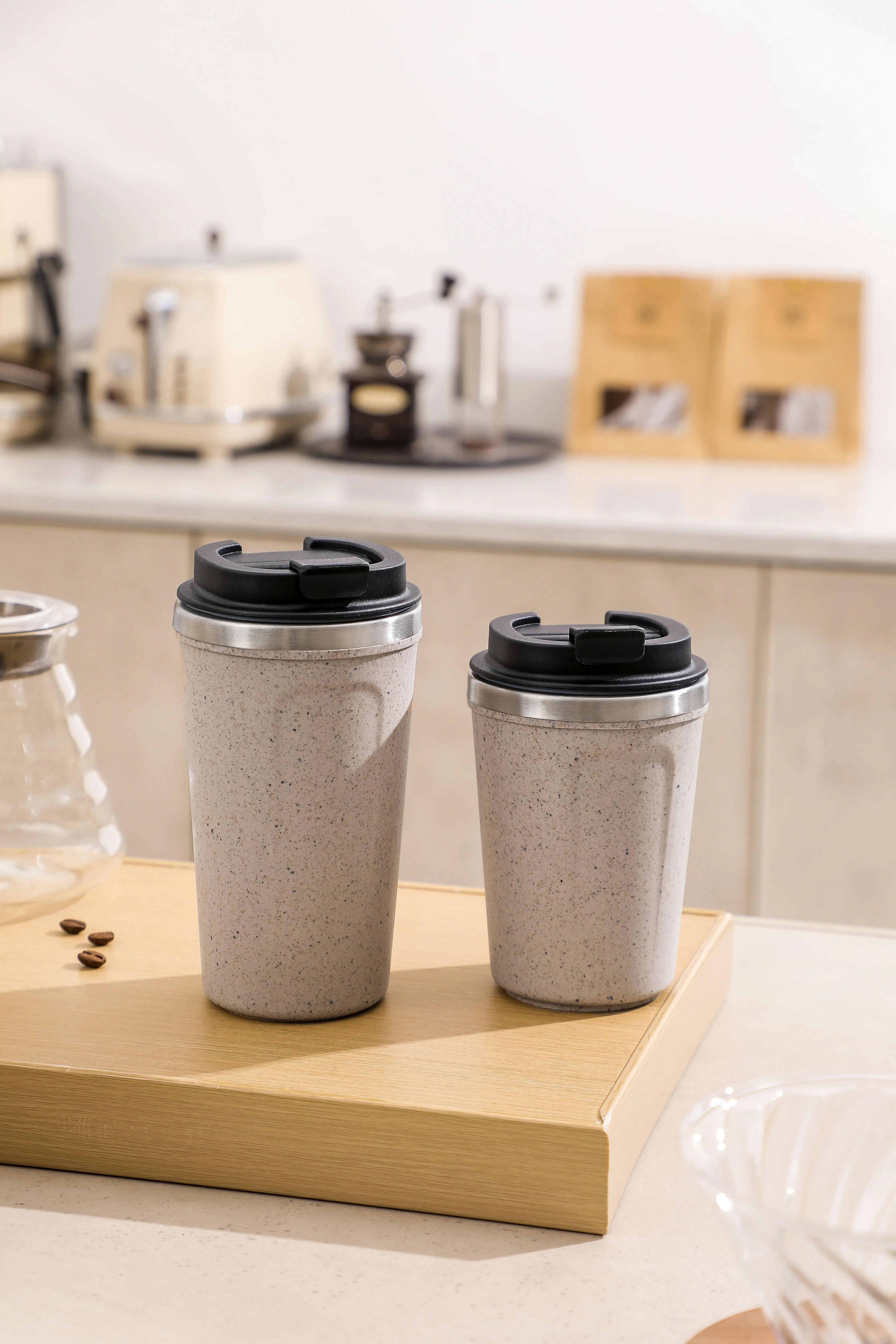 كوب قهوة من الفولاذ المقاوم للصدأ قابل لإعادة الاستخدام بشعار مخصص، كوب بدون انسكاب وغير قابل للسقوط 13