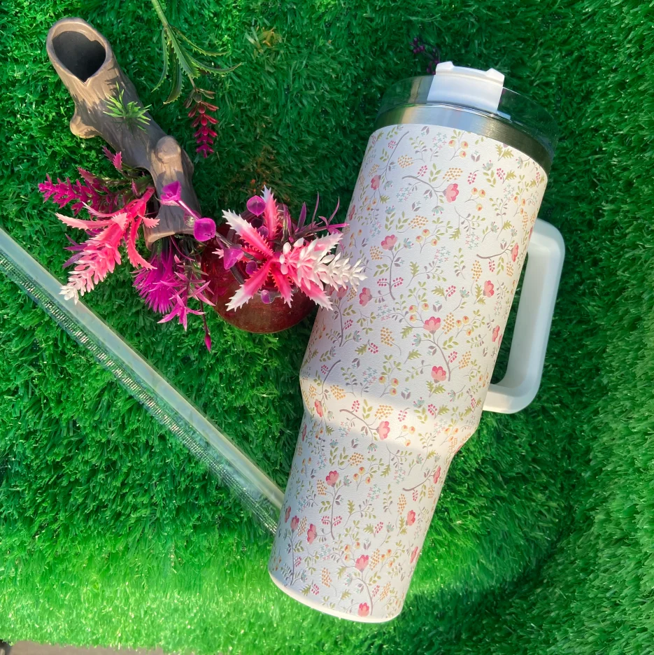 الجملة ذات جودة عالية بهلوان جدار مزدوج البهلوانات نمط زهرة بيضاء صغيرة مع غطاء والقش 11