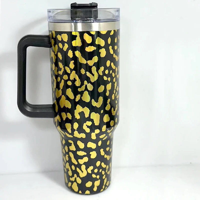 كوب تصعيد معزول من الفولاذ المقاوم للصدأ مزدوج الجدار بطبعة الفهد سعة 40 أونصة مع قش ومقبض 11