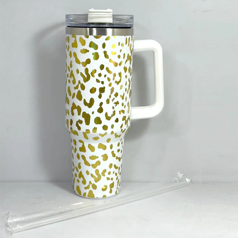 كوب تصعيد معزول من الفولاذ المقاوم للصدأ مزدوج الجدار بطبعة الفهد سعة 40 أونصة مع قش ومقبض 13