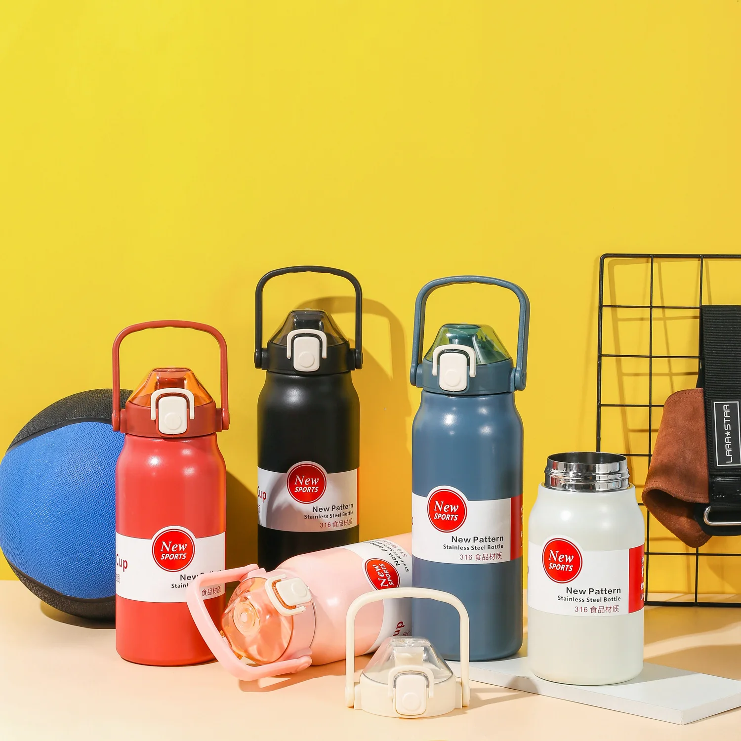 2023 تصميم جديد مزدوج الجدار مكنسة من الفولاذ المقاوم للصدأ ترمس معزول بهلوان مع سيبي وقش 10