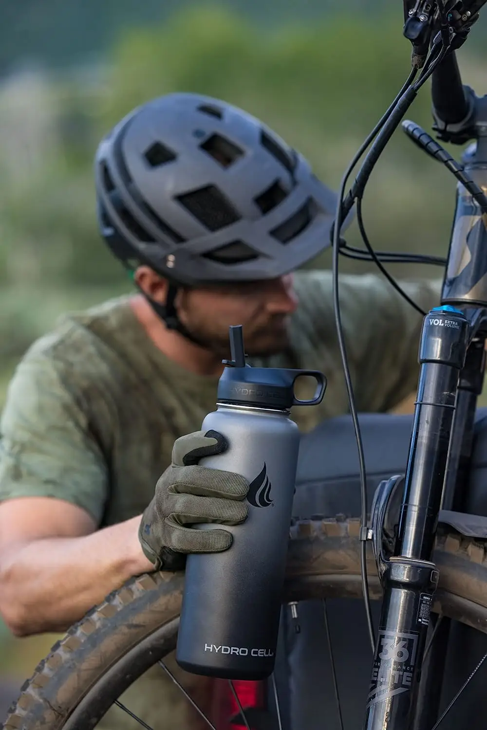 Selection Plastic Sport Drinking Bottle Bike Water Bottle Free Custom Logo Plastic Classic China Running Party Unisex 13