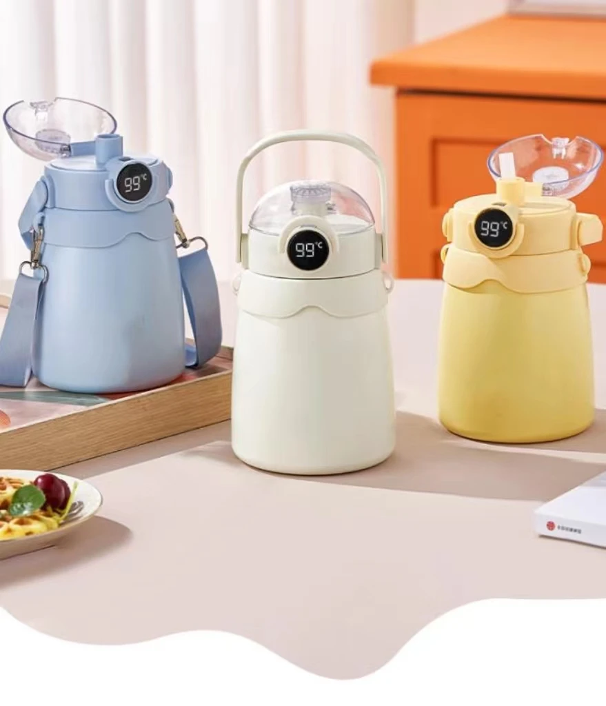 زجاجة مياه ذكية مع عرض درجة الحرارة Led الشهير الحالي كوب قارورة عازلة بسعة كبيرة 316 من الفولاذ المقاوم للصدأ، مكنسة لطيفة 13