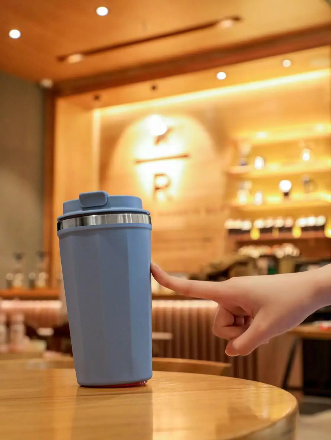 الصين اختيار واسعة زجاجة المياه الحرارية الرياضة فراغ السفر 32 أوقية الفولاذ المقاوم للصدأ الصالة الرياضية البهلوانات زجاجة ماء معزولة 10