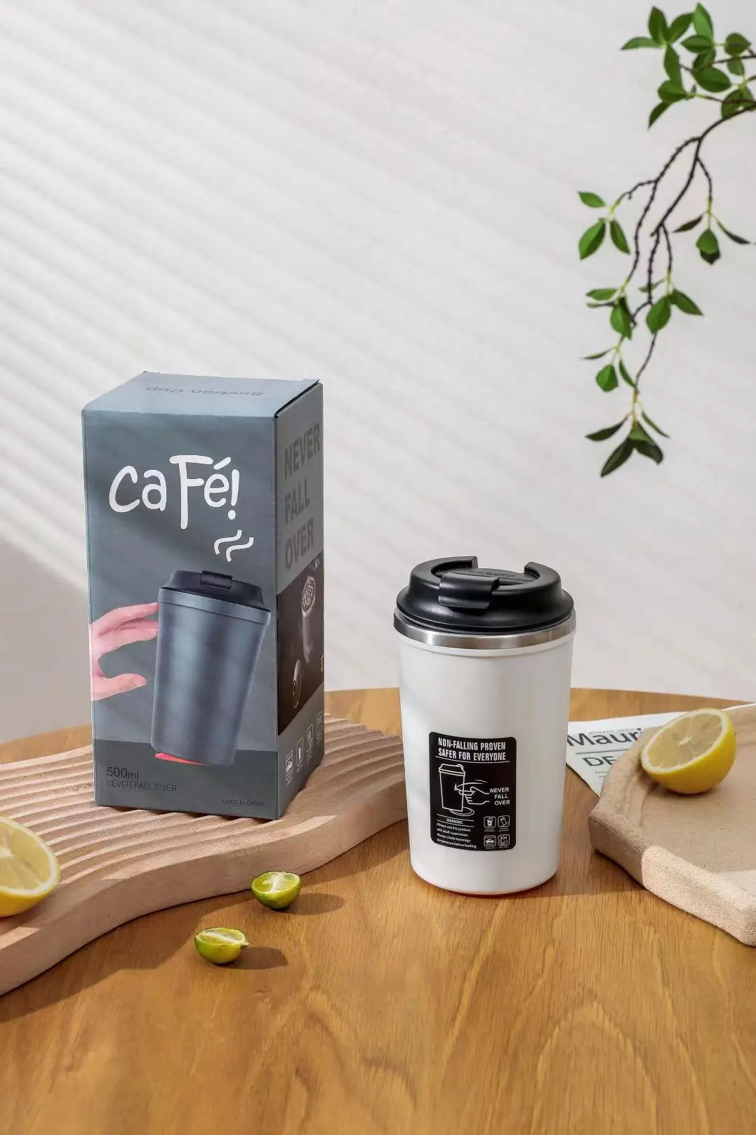 32 أوقية 40 أوقية حار بيع 304 زجاجة ماء رياضية من الفولاذ المقاوم للصدأ مع 3 أغطية زجاجة ماء معزولة بشعار مخصص 20