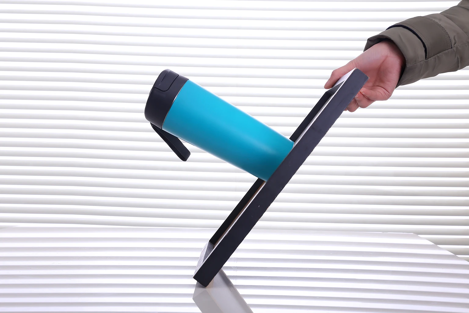 شعار مخصص كوب شفاط المكنسة الكهربائية سقوط شفط غير انسكاب فنجان القهوة ماجيك شفط القدح غير السقوط القدح 12