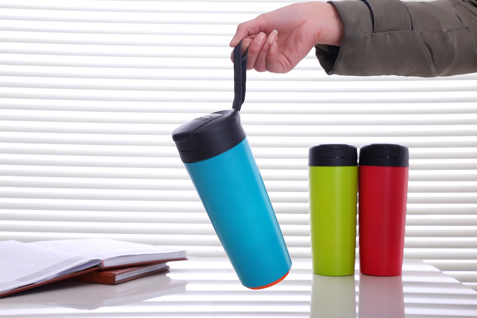 شعار مخصص كوب شفاط المكنسة الكهربائية سقوط شفط غير انسكاب فنجان القهوة ماجيك شفط القدح غير السقوط القدح 10