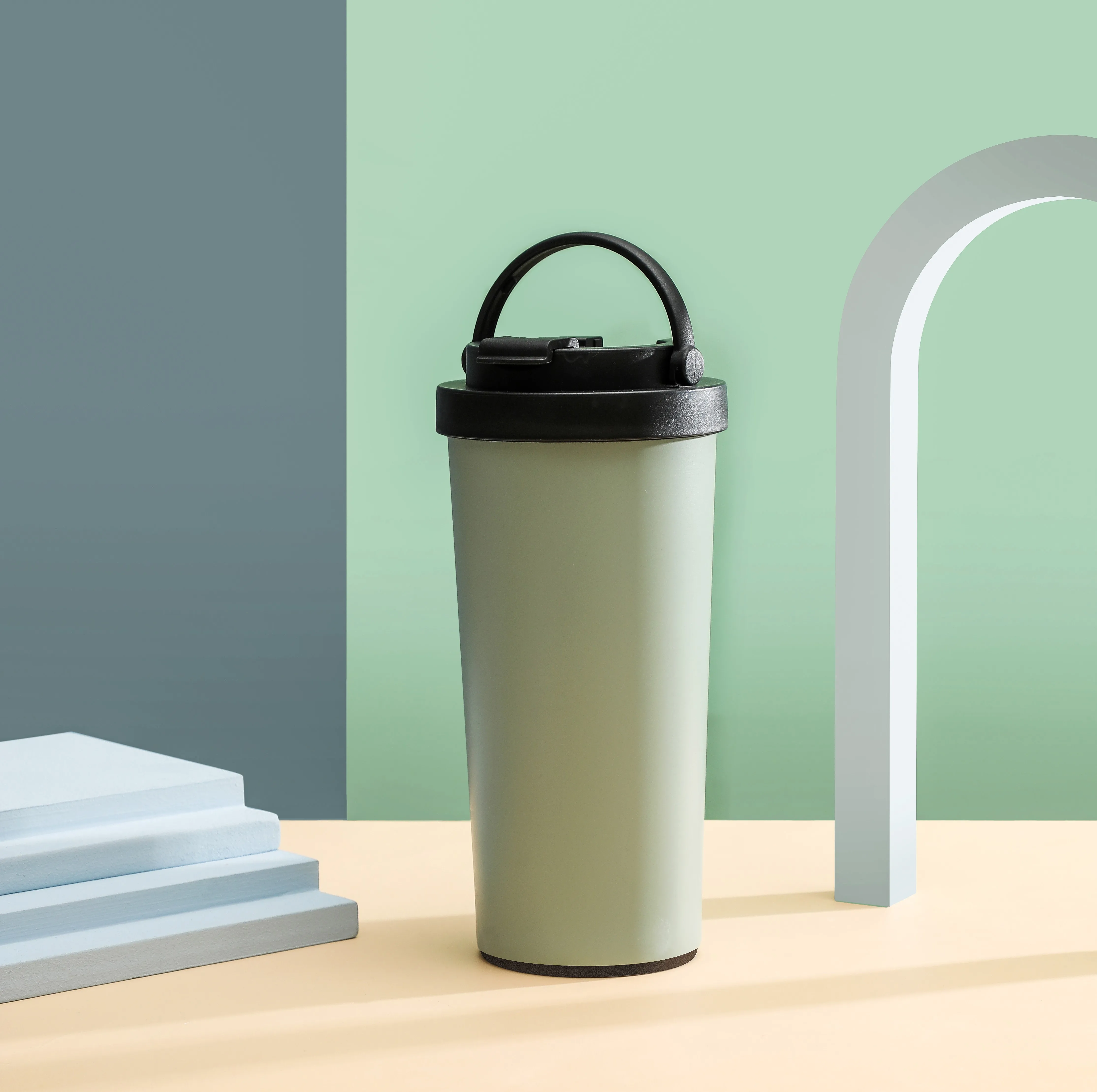 كوب شفط مضاد للانزلاق بشعار مخصص محمول، كوب قهوة مانع للتسرب، كوب شفط سحري، كوب غير قابل للسقوط 12