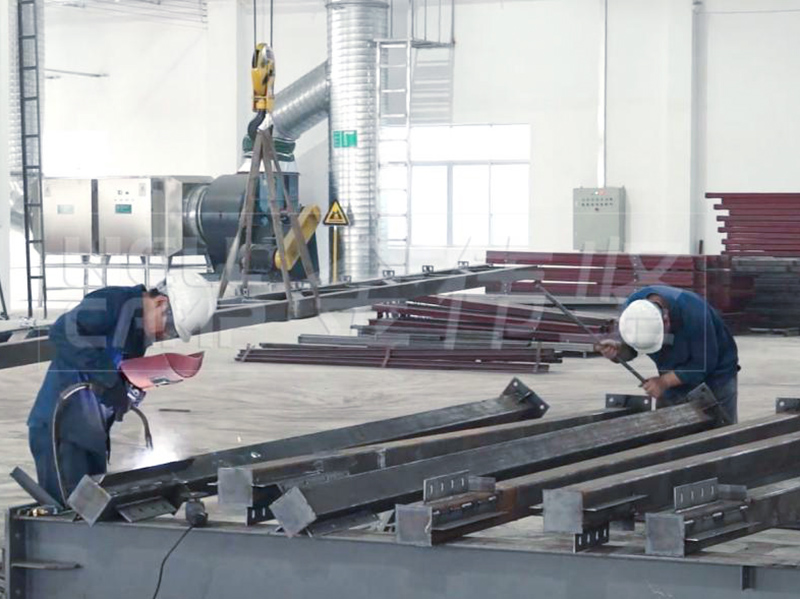 CHINA'S LARGEST FLAT PACKCONTAINER MANUFACTORY: BUILDING AN EFFICIENT, SUSTAINABLE BUILDINGFOR THE FUTURE 30