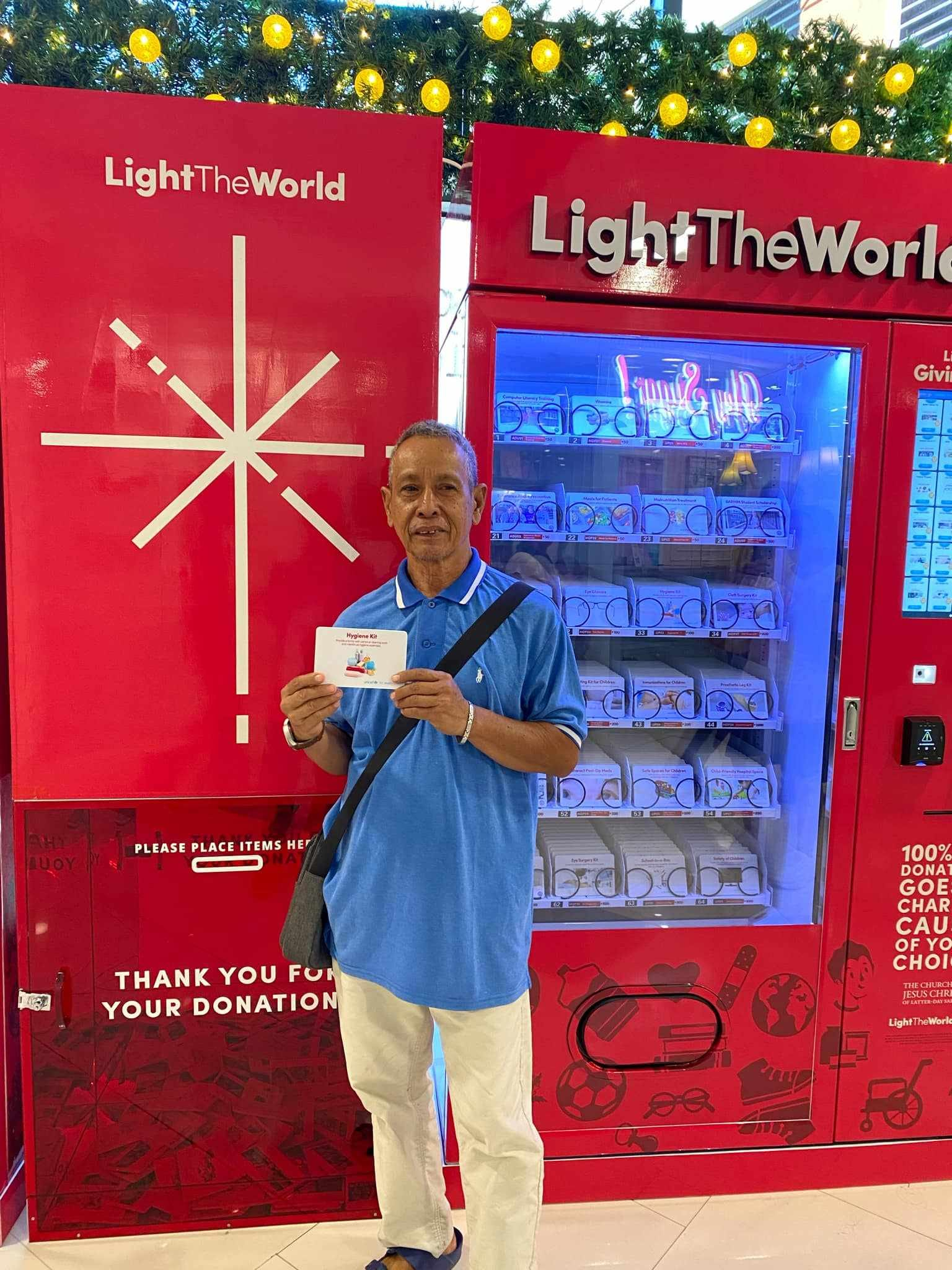 기부를 더욱 가까이: 싱가포르의 생활필수품 기부 자판기 3