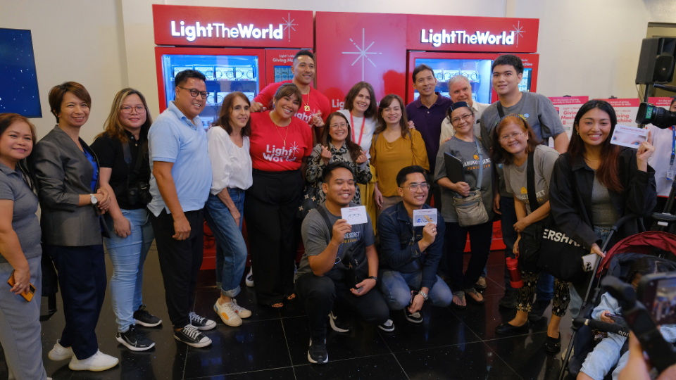 آلات البيع من WEIMI تدعم المبادرات الخيرية: إحداث ثورة في التأثير الاجتماعي من خلال التكنولوجيا الذكية 1