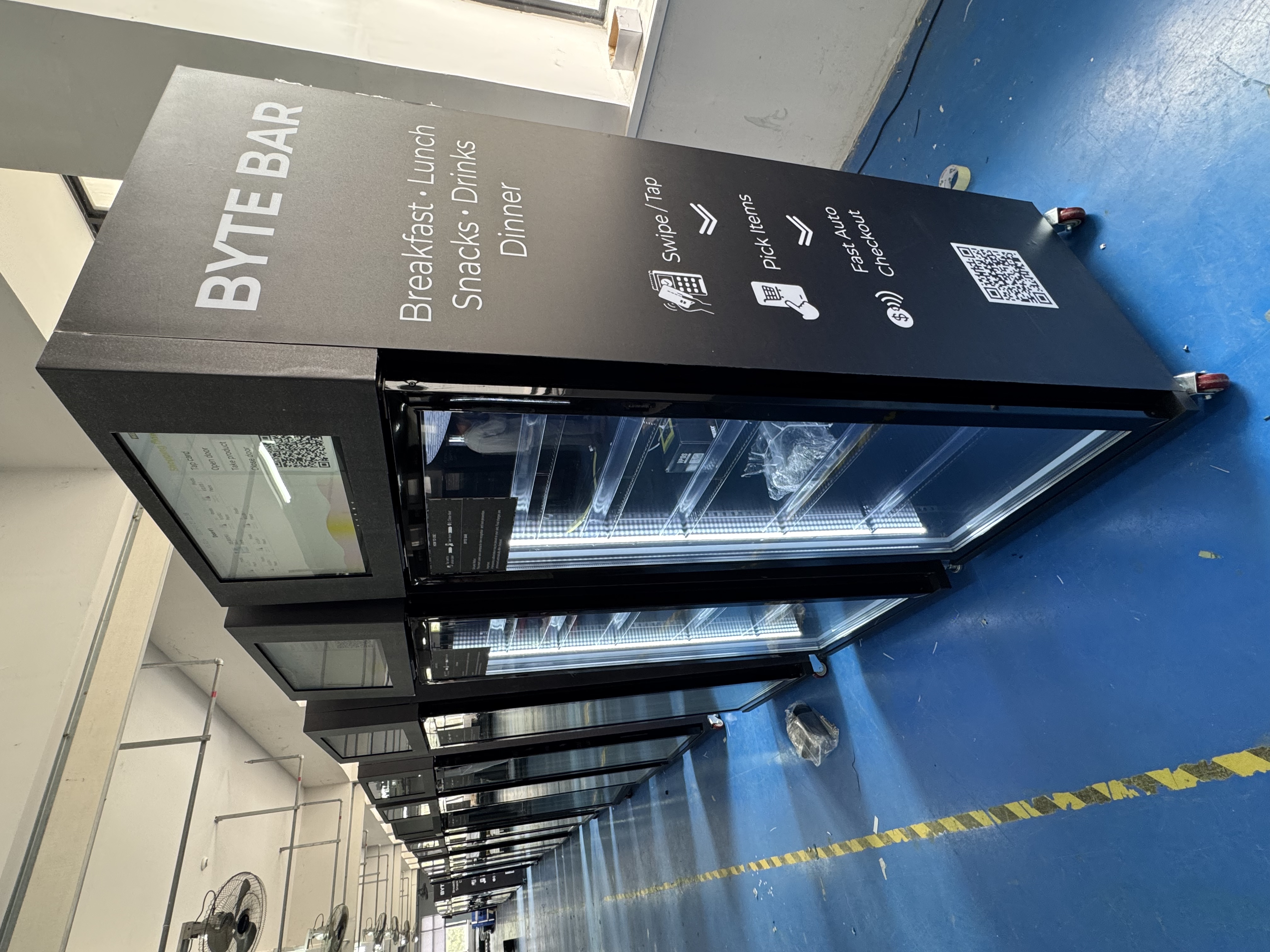 Japan, Meet Your New Snack Hero: WEIMI Smart Vending Machine 1