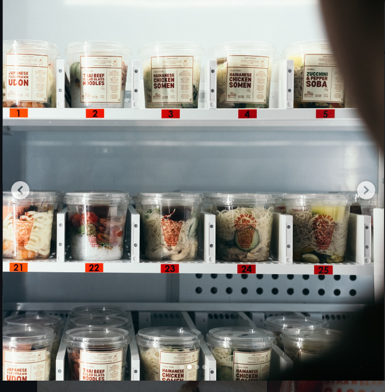 كيف حوّلت آلة بيع الطعام في سنغافورة المزودة بمصعد XY نودلز الكوب إلى مشروع مربح يعمل على مدار الساعة طوال أيام الأسبوع 2