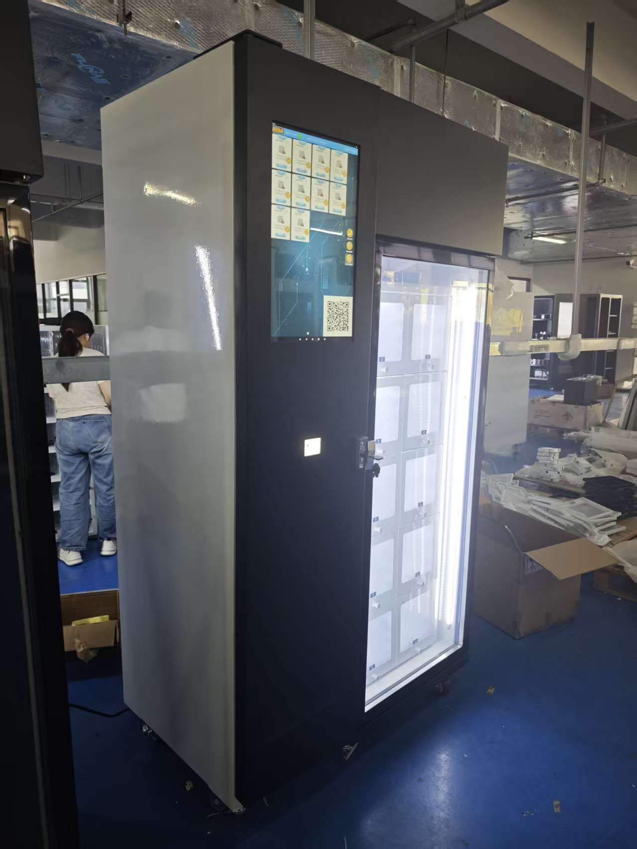 Smart Refrigerated Locker Vending Machine for Thailand: WEIMI Single-Door Cooling Locker Expands Cold Chain Retail 1