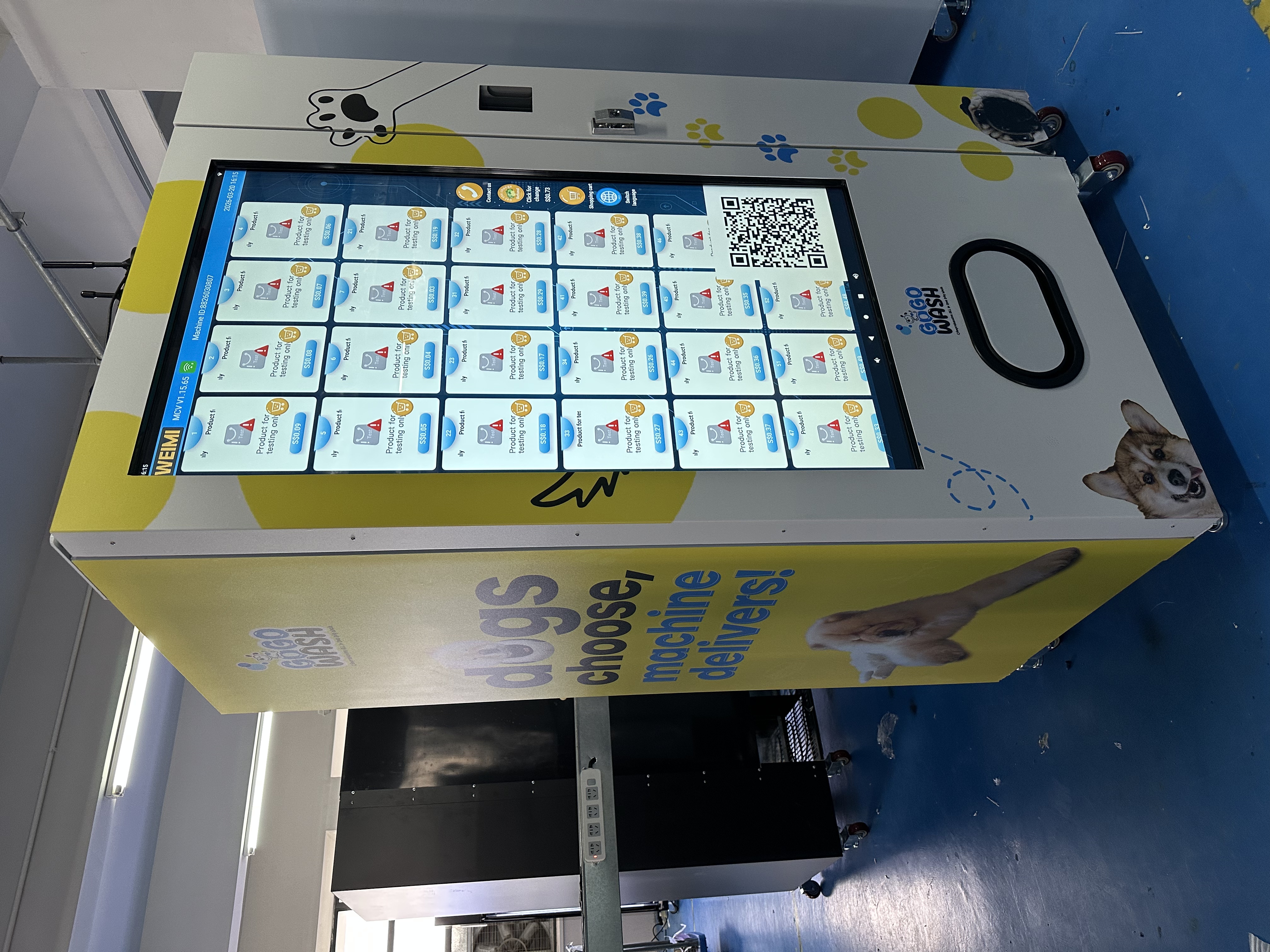 55-Inch Smart Touchscreen Pet Vending Machine for Israel: WEIMI Expands Automated Pet Retail Solutions 2