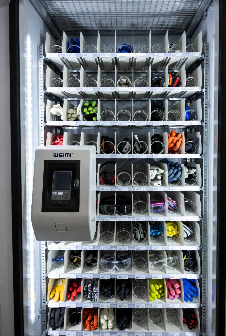 WEIMI PPE Vending Machine: Canadian Factory PPE Vending Machine Case Study 4