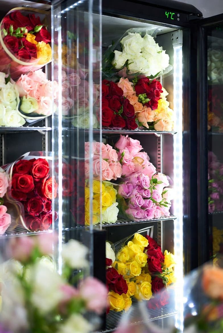 WEIMI Debuts at the 2026 Columbus Flower Show: Redefining 24/7 Flower Retail with Smart Refrigerated Flower Lockers 2