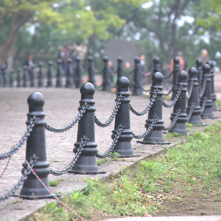 عمود أمان قابل للإزالة مصنوع من الحديد الزهر شديد التحمل 2