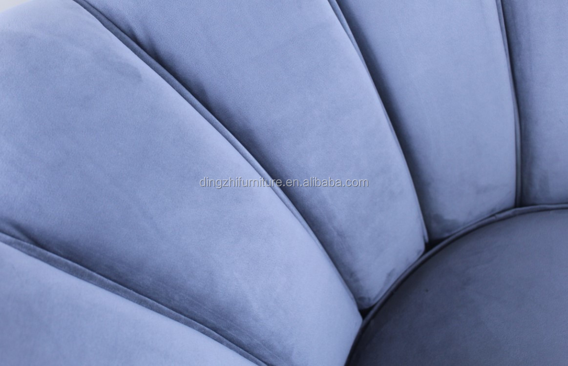 Kingbird Furniture Company 30pcs 30pcs Small Chaise Sofa 12