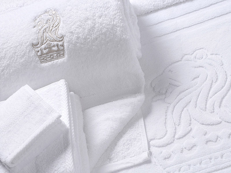 Notas de lavado para toalla de hotel de algodón puro y albornoz 7