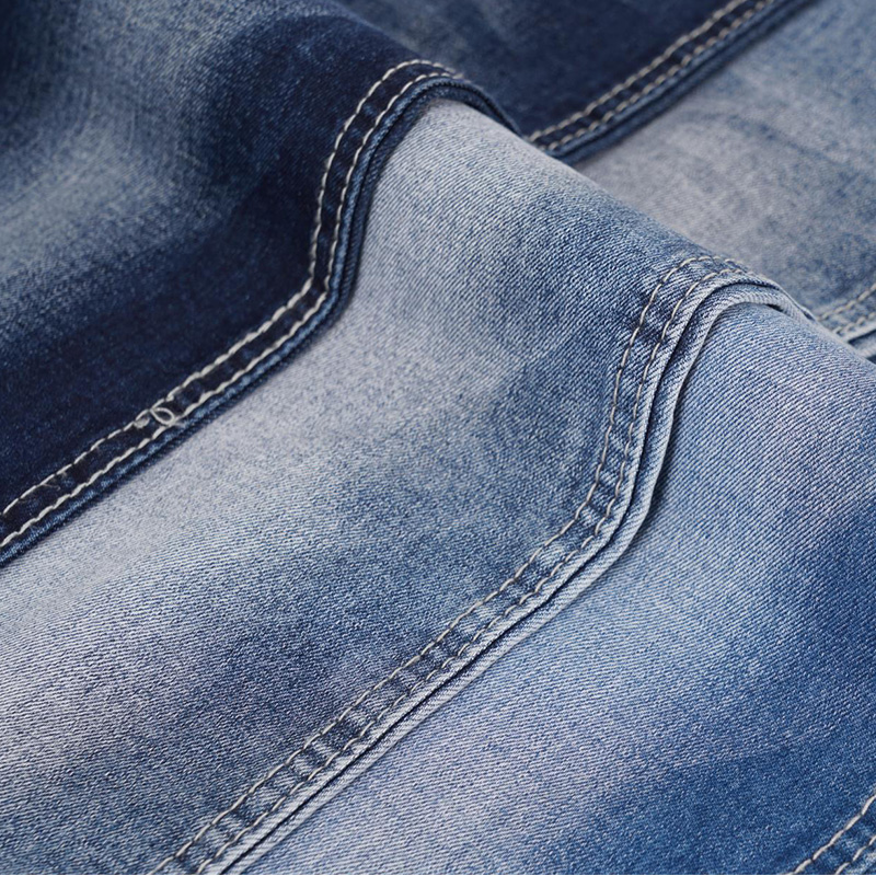 How to Tell If Denim Material Will Stretch Out 2