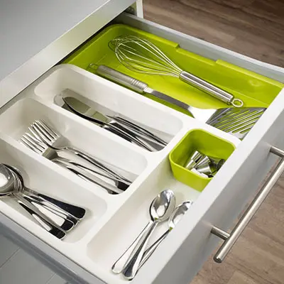 Customized Different Designs of UV Kitchen Cabinets 2