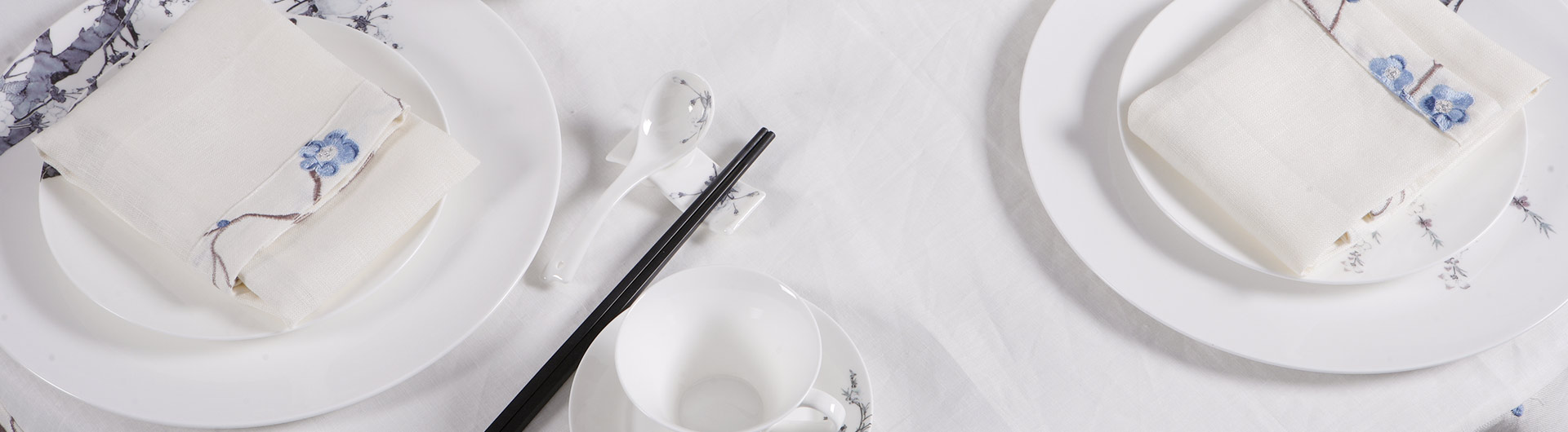 Hotel Napkins & Restaurant Napkins Wholesale ELIYA Table Linen