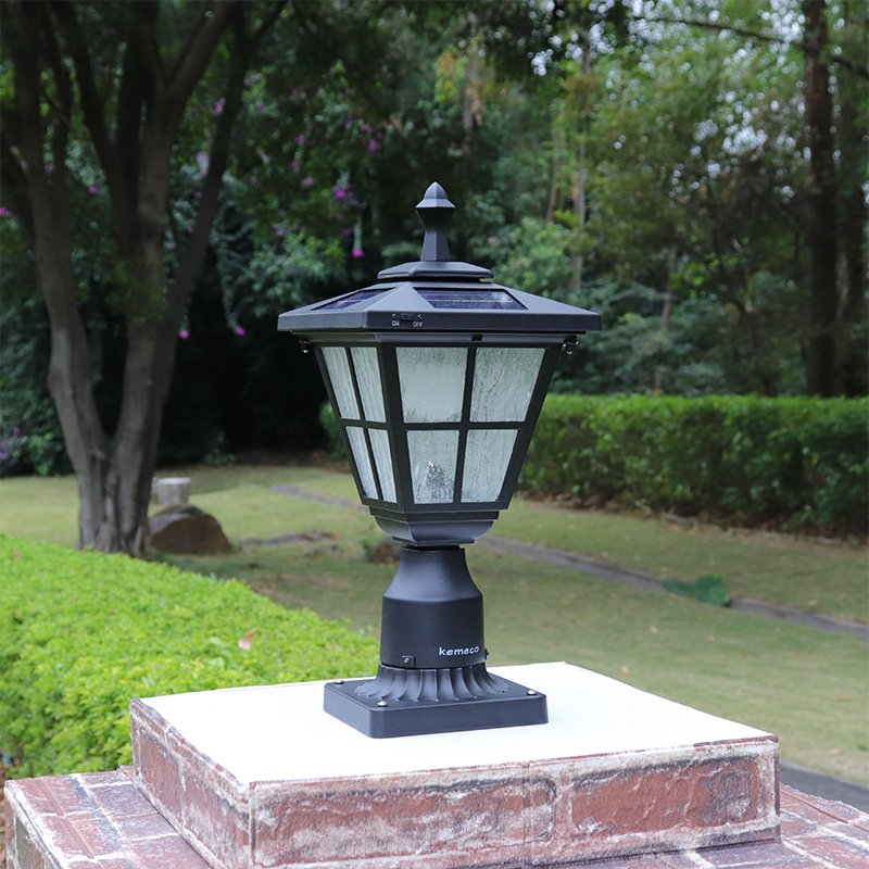 Instructions for the Use of Solar Landscape Courtyard Lamps 1