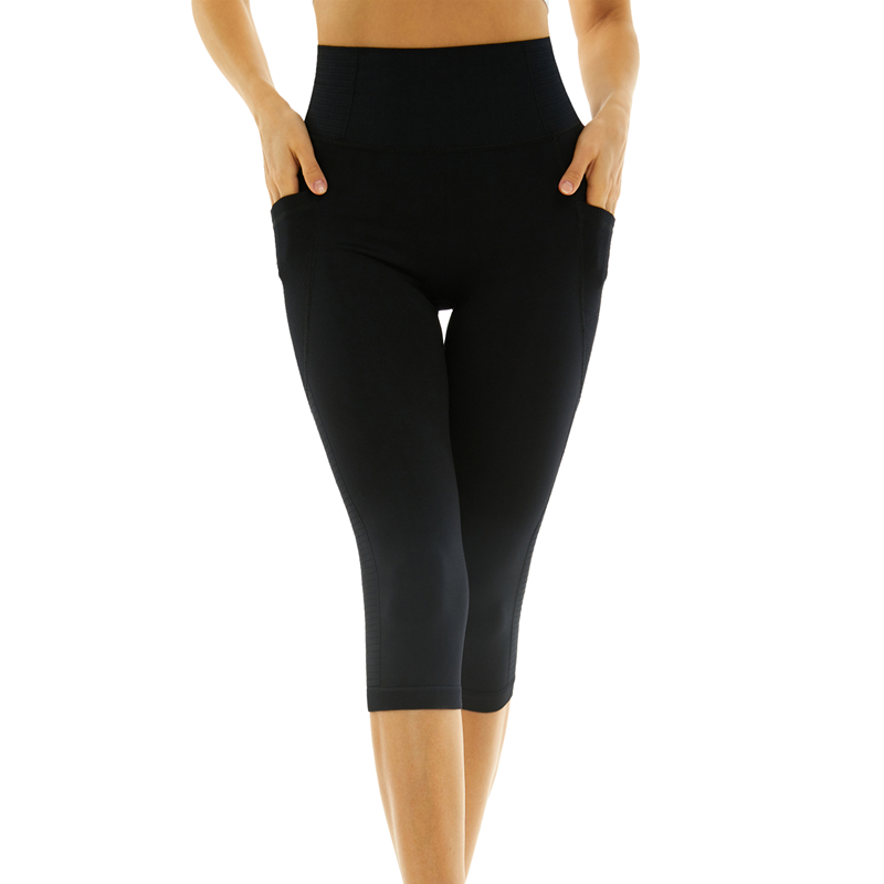 A Look at the World's Best Maternity Compression Leggings 1