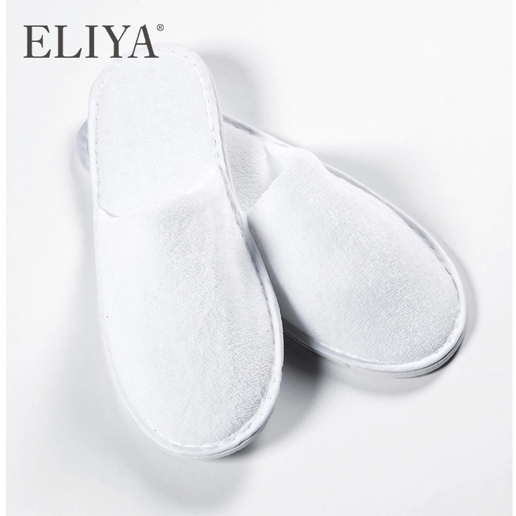 ELIYA Pantoufles en tissu éponge avec logo brodé 1
