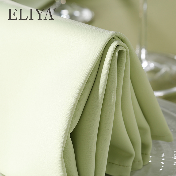 China Best Selling Wholesale Green Color Table Runner for Party 11