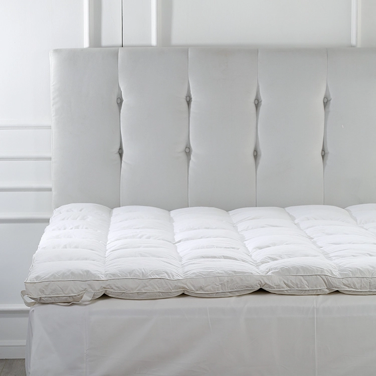Housse de matelas de protection de lit matelassée à l'épreuve de l'eau ELIYA Queen Size pour hôtel 1